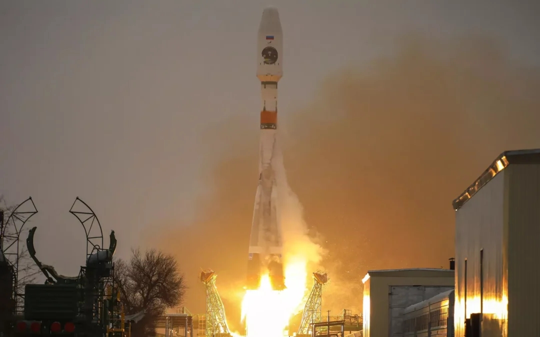 Rusia es la primera del mundo en crear un sistema espacial de observación del Ártico