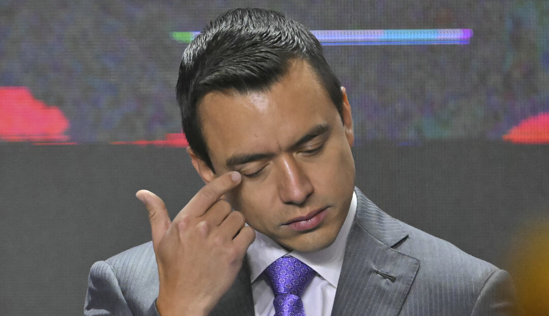 Abogados mexicanos presentan una denuncia penal contra Noboa