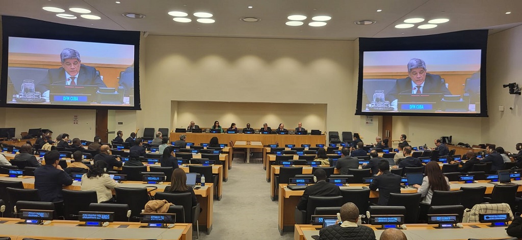 Cuba presenta en ONU libro dedicado a retos del G77 y China (+Fotos)