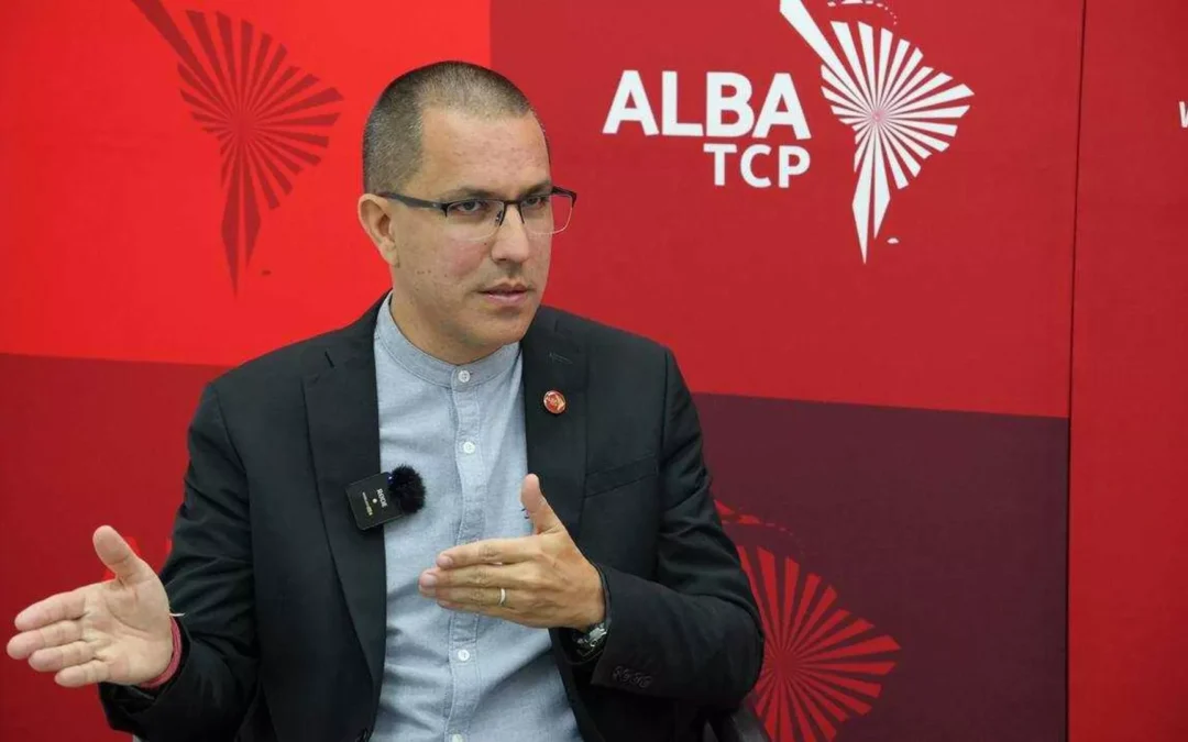 Al ‘hiperimperialismo’ solo le queda «su fuerza militar y las guerras para hacer negocio»