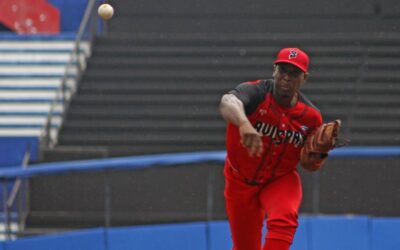 Santiago de Cuba debuta con éxito en postemporada beisbolera