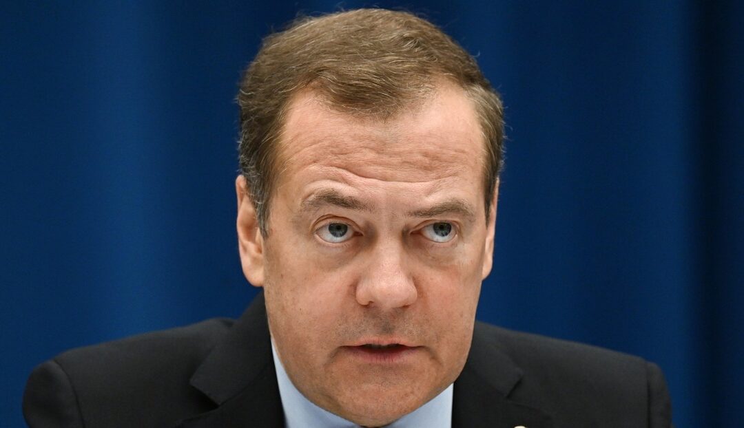 Medvédev tras el ataque contra Crimea: EE.UU. y Ucrania «arderán en el infierno»