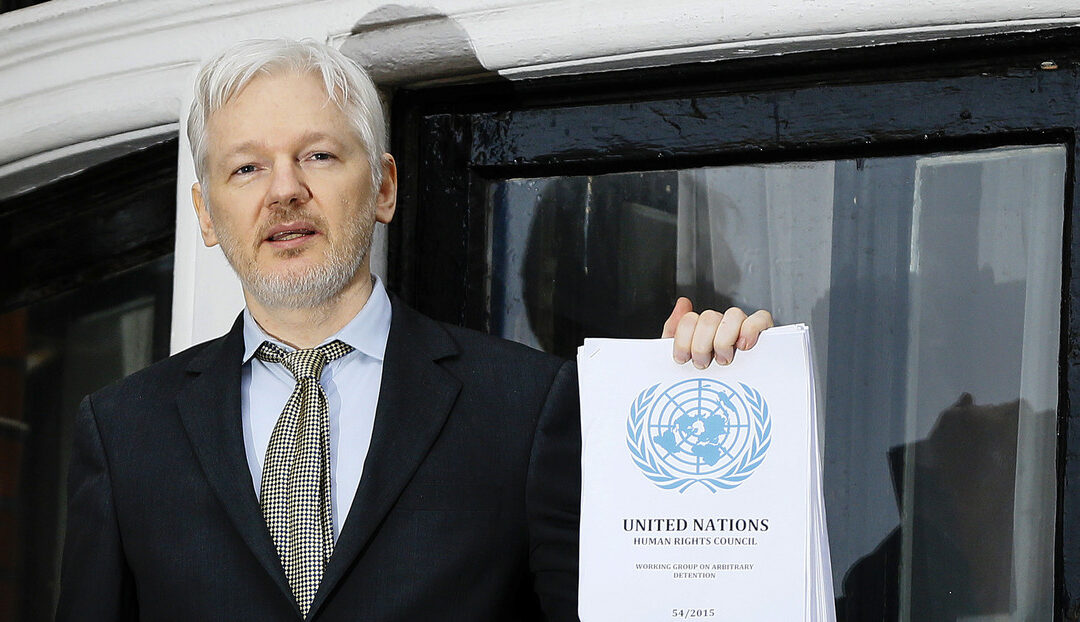 Reportan que Julian Assange ha llegado a un acuerdo con EE.UU. que le permitiría salir en libertad