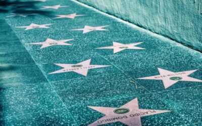 Recibe Jenni Rivera homenaje póstumo con estrella en Paseo de la Fama