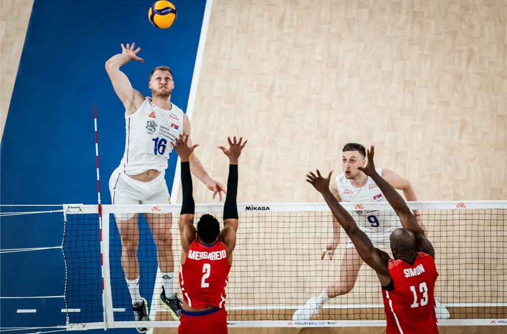 Cuba cae ante Serbia y complica presencia en París 2024 en voly (m)
