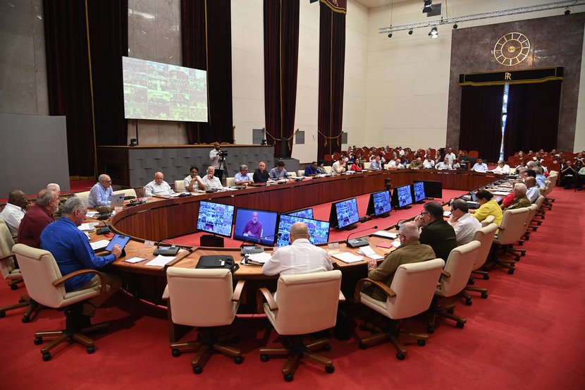 Desde los municipios hasta el país, todos tienen que sentirse parte del equipo de dirección de la Revolución