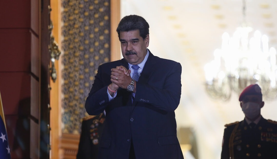 Maduro anuncia que aceptó propuesta de EE.UU. para reanudar conversaciones directas
