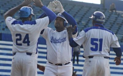 Industriales resiste en postemporada del béisbol cubano (+Foto)