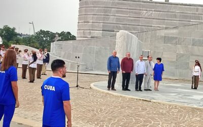 Asiste Díaz-Canel a abanderamiento de delegación Olímpica