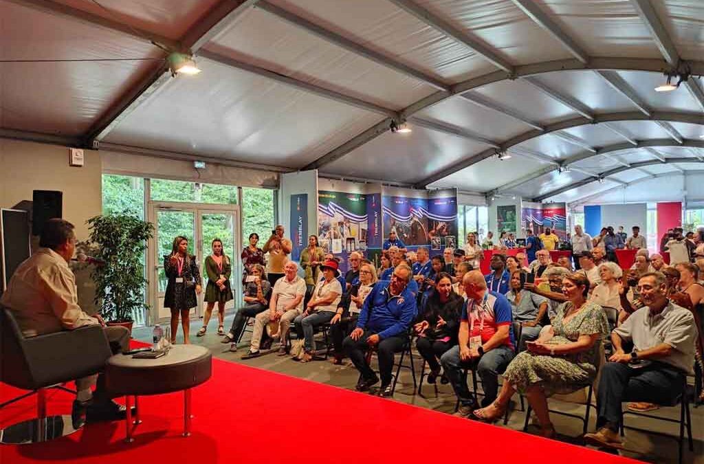 Cuba denuncia en Francia el impacto del bloqueo estadounidense (+Fotos)