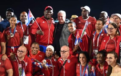Recibe Díaz-Canel a los campeones del pueblo cubano