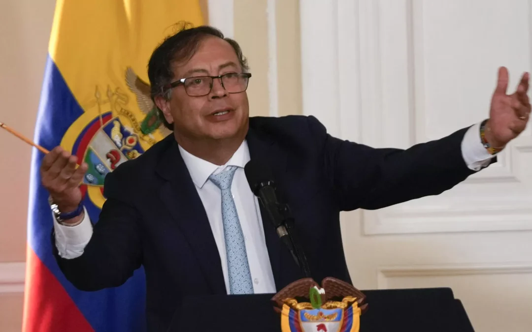 «Le miente nuevamente al país»: Petro responde a Duque por críticas al plan de inversión forzosa