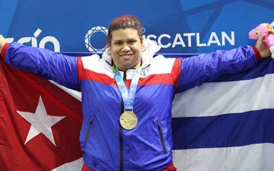 Cubana Sarría reinó en Mundial (j) de pesas