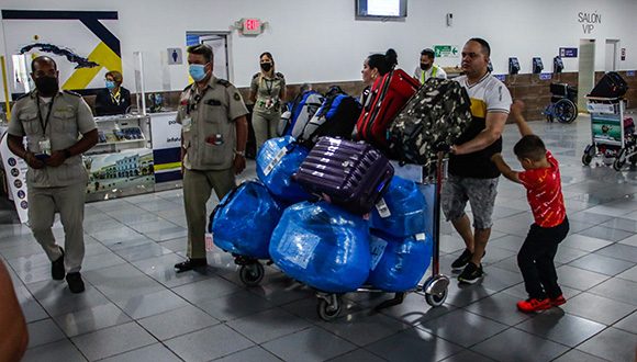 Cuba prorroga beneficios arancelarios para importación de productos sin carácter comercial