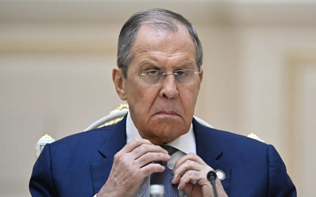 El canciller ruso indica la presencia de militares occidentales en Ucrania