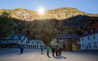Este pueblito en Noruega usa espejos en el invierno para calentarse(+Fotos y Videos)