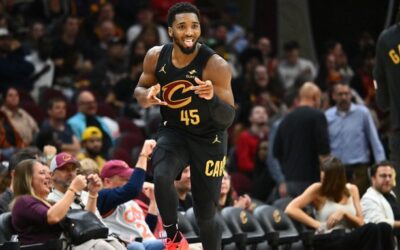 Cleveland sigue indetenible en baloncesto de NBA, Boston cae