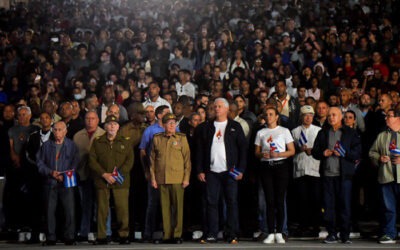 Encabezan Raúl y Díaz-Canel Marcha de las Antorchas (+Fotos)
