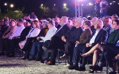 Asiste Díaz-Canel a gala cultural en conmemoración a José Martí
