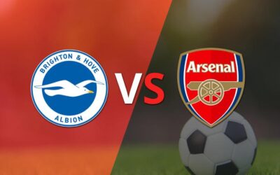 Arsenal deja dos puntos en la batalla por corona del fútbol inglés
