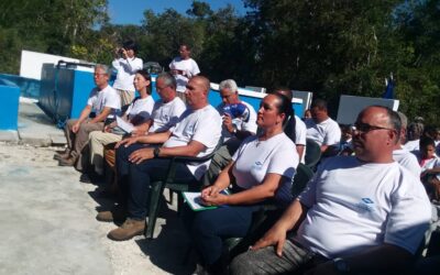 Embajador de Japón en Cuba inaugura planta desalinizadora en poblado de Cocodrilo.