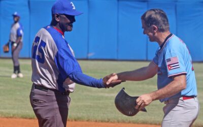 Veteranos de Cuba y Estados Unidos: un jonrón por la amistad (+Fotos)