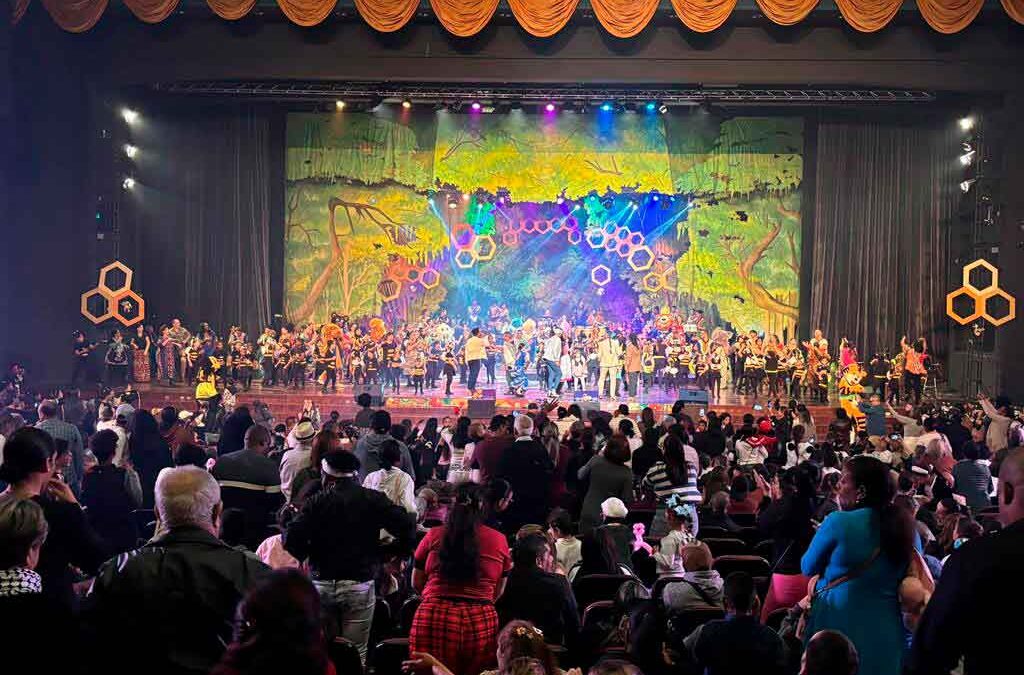 Irakere renace en espectáculo de grupo infantil cubano La Colmenita (+Fotos)
