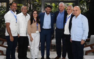 Intercambia Díaz-Canel con delegados a la VI Conferencia por el Equilibrio del Mundo