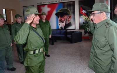Recorren Raúl y Díaz-Canel Puesto de Mando del Ejército Occidental