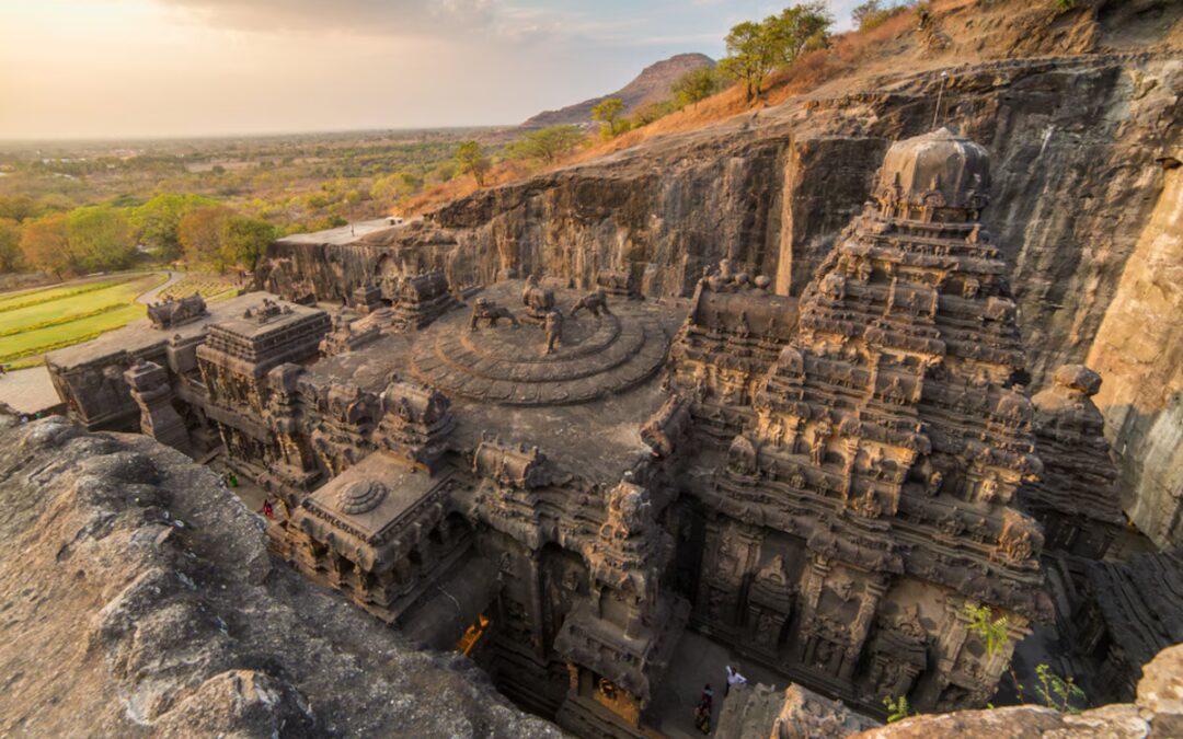 El monasterio de Kailasa: el templo más grande del mundo excavado en una sola roca que es Patrimonio de la Humanidad