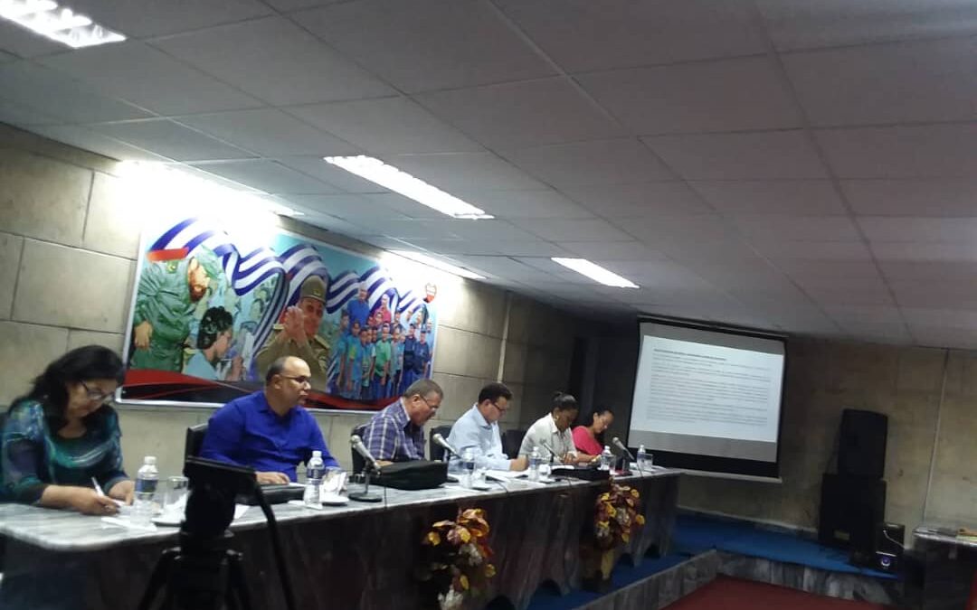 Analizan labor del sector del Comercio pinero