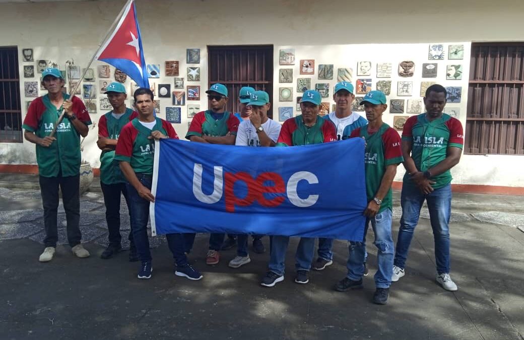 Periodistas pineros en Torneo Nacional de Softbol