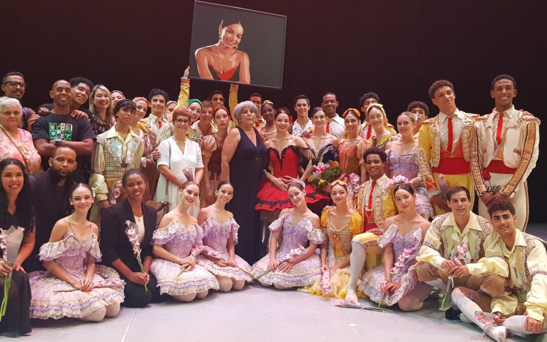 Directora de Ballet Nacional de Cuba recibe homenajes en la isla (+Fotos)
