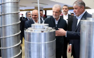 Irán presenta últimos logros en Día Nacional de Tecnología Nuclear