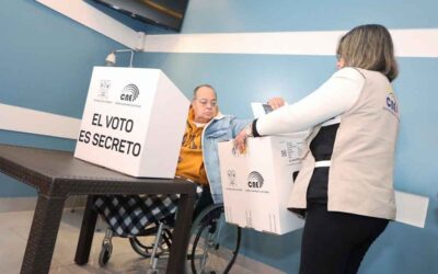 Voto en casa, segunda jornada de sufragios anticipados en Ecuador (+Post)