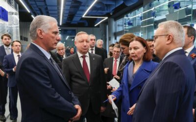 Presidente de Cuba visita centros científicos y tecnológicos rusos (+Fotos)