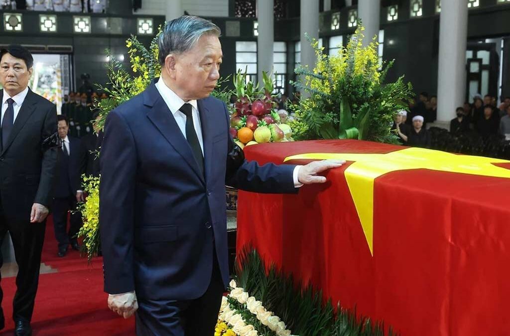 Rinden póstumo homenaje a fallecido ex presidente de Vietnam (+Fotos)