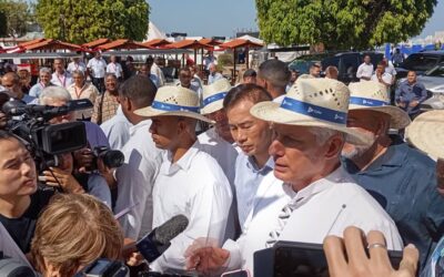 Presidente de Cuba recorre Feria Internacional de Turismo (+Foto)