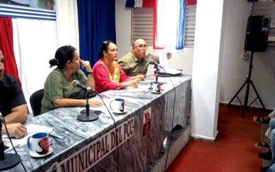 Exhortan a mayor entrega de leche fresca a Industria Láctea.