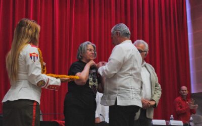 Confieren Medalla de la Amistad a personalidades solidarias con Cuba