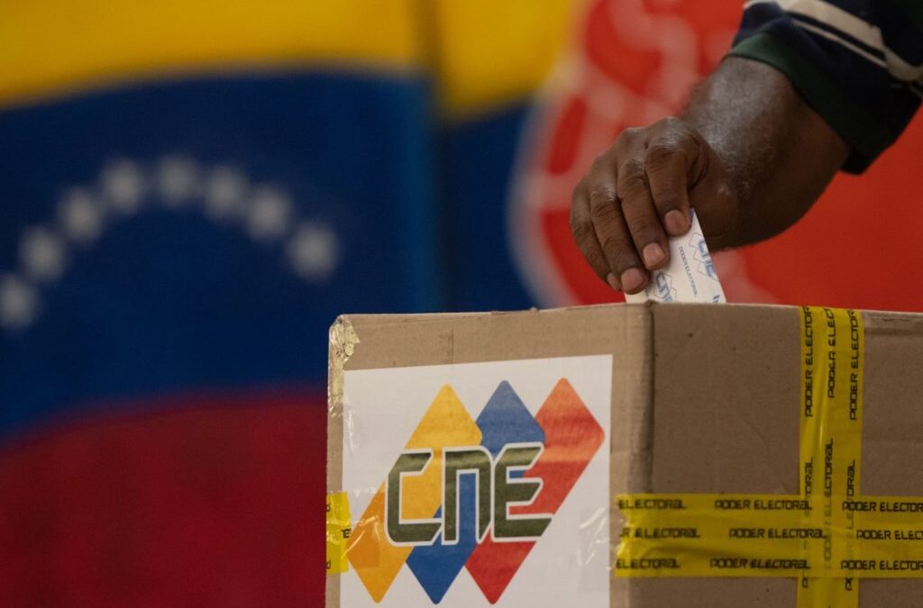Concluyen postulaciones en Venezuela para comicios del 27 de julio (+Fotos)