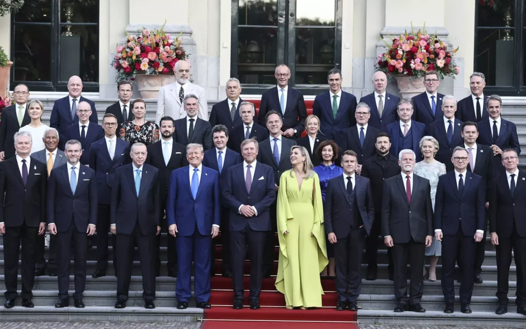 La cumbre de la OTAN comienza con la presión de Trump a los aliados europeos