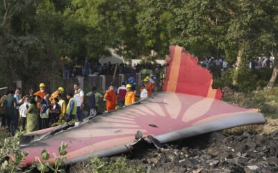 Qué se sabe sobre el siniestro del avión con 242 personas a bordo en la India