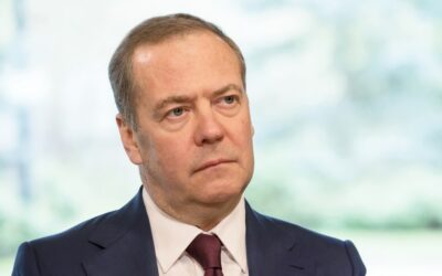 Medvédev explica por qué es una mala idea atacar instalaciones nucleares de Irán