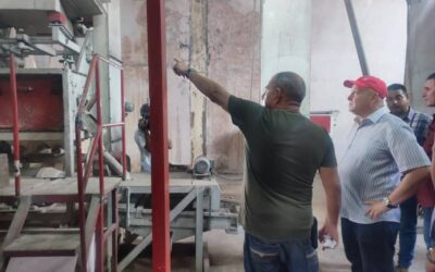 Intercambia hoy Viceprimer ministro Tapia Fonseca con pineros