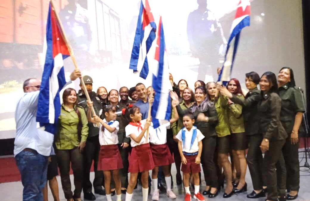 El acto por el aniversario 64 de la creación del Ministerio del Interior