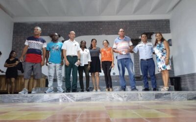 Celebraron trabajadores de la Administración Pública su día  