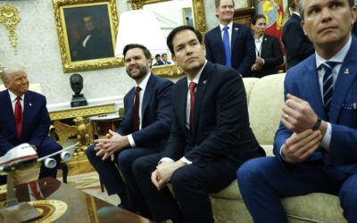 La persona que convenció a Trump de endurecer la postura de EE.UU. con China, Irán, Rusia y Venezuela