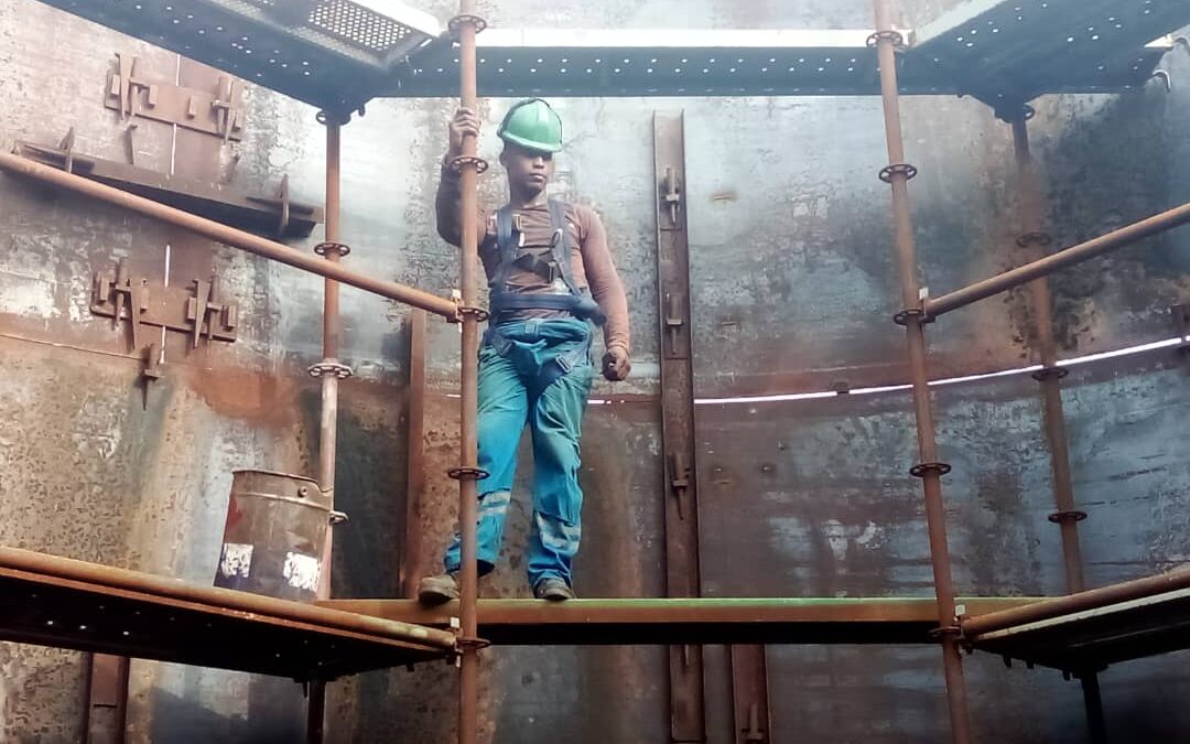 Construyen tanques para mayor almacenamiento de combustibles