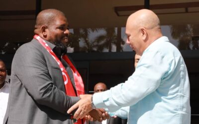 Recibe Roberto Morales a Secretario General del Frente de Liberación de Mozambique